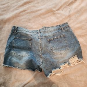 Women-Shorts